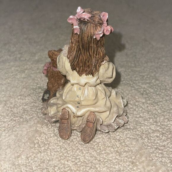 Boyd’s Collection Yesterdays Child Doll Stone Praying Girl & Teddy Bear - Picture 4 of 5